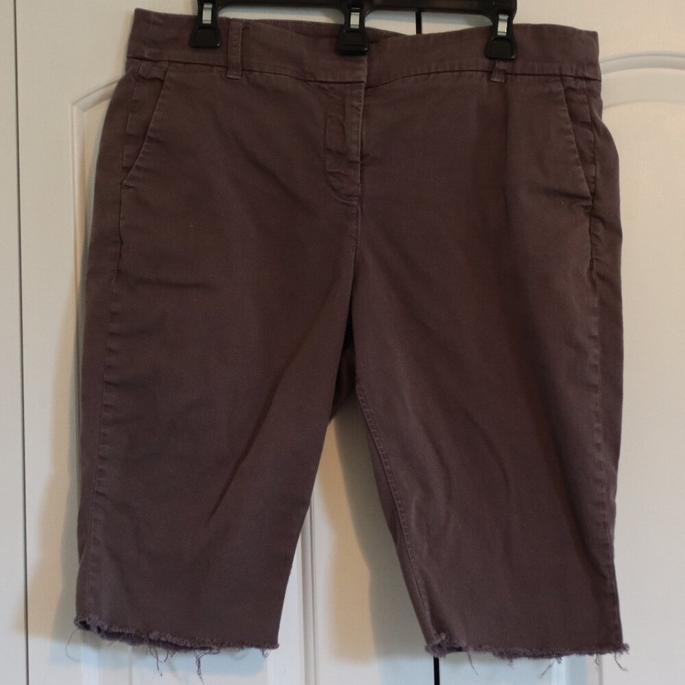 J. Crew Chino Bermuda Short Size 14 Distressed Raw Edge Hem Cotton/Elastane